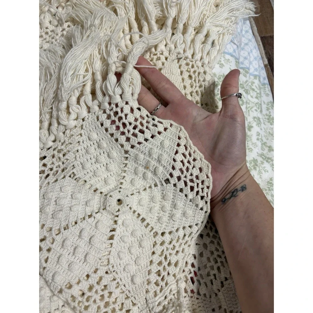 Vintage Hand Crocheted Bed Blanket Coverlet 88